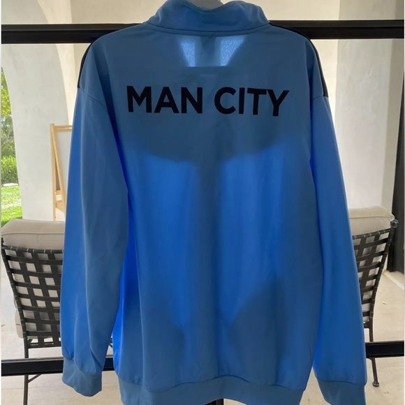 Mens Manchester City Officially Liscensed Two Tone Blue Full Zip Jacket Sz XL - Picture 2 of 4